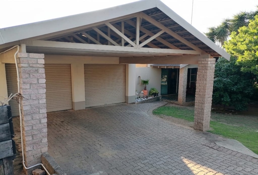 3 Bedroom Property for Sale in Strelitzia Park Eastern Cape